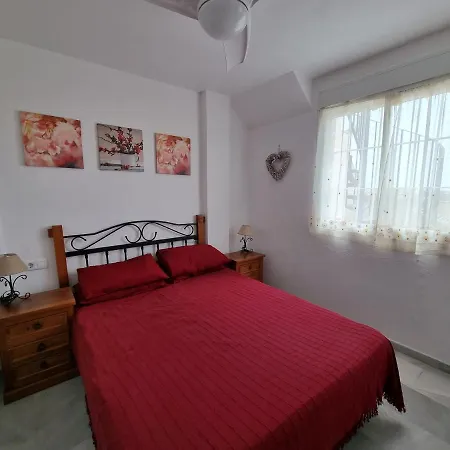 Appartamento 2 Bedroomed, Penthouse With Sea And Mountain Views *
